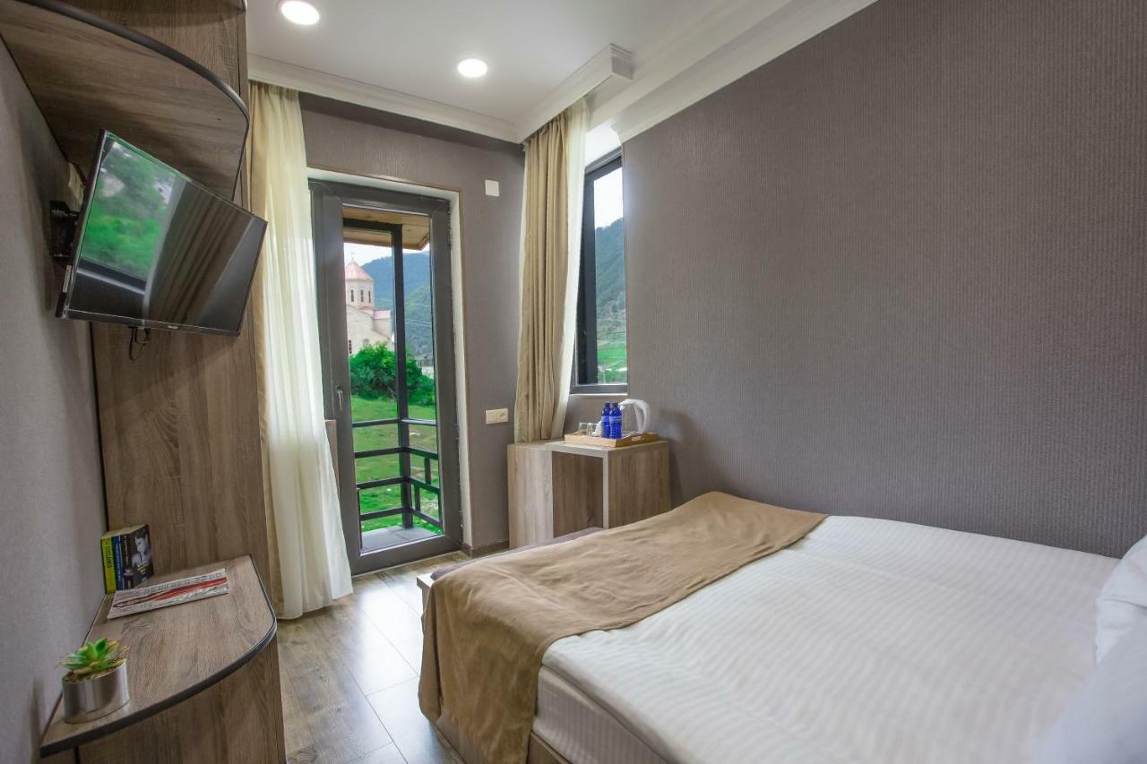Suntower Hotel เมสเตีย ภายนอก รูปภาพ